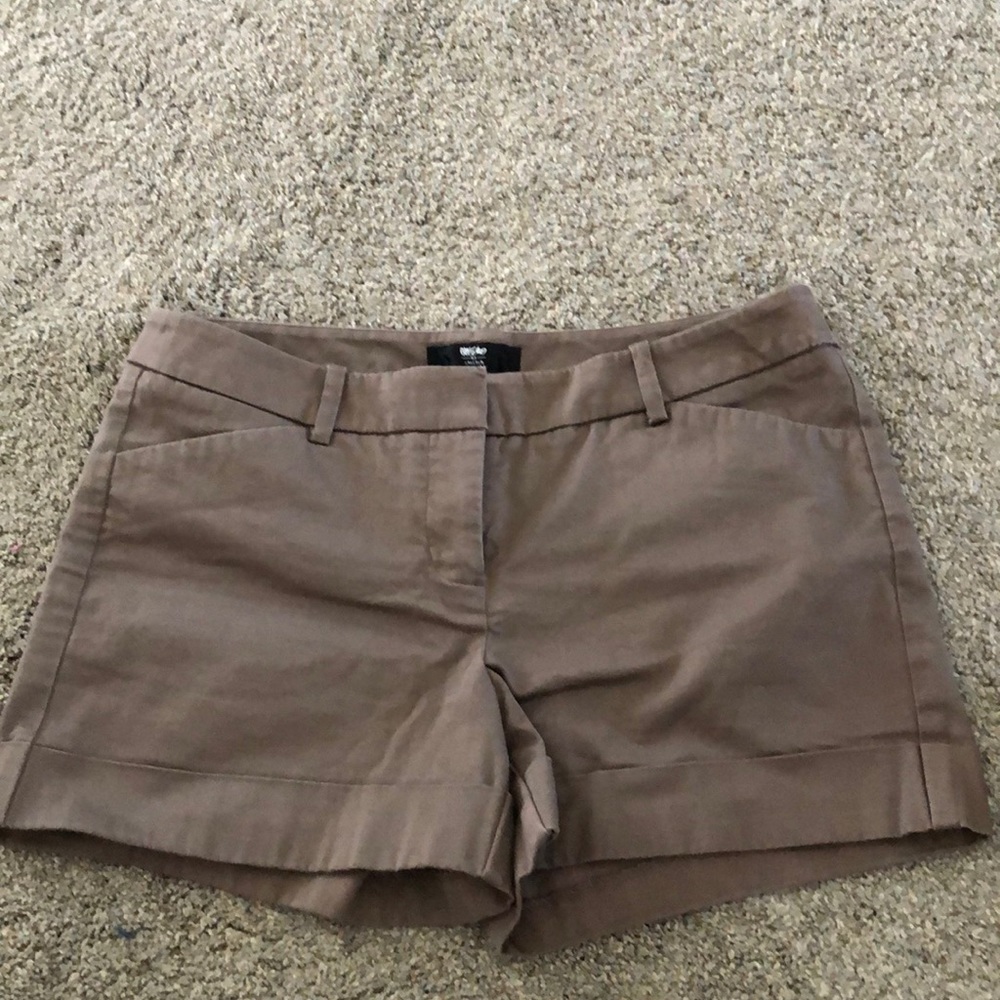 Tan/khaki cuffed shorts